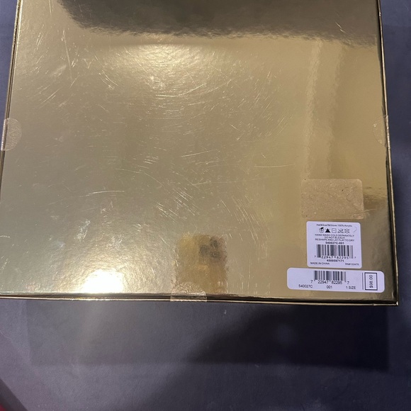 Michael Kors, black gloves, scarf & hat, 3 piece gift set in box Brand New - Picture 4 of 5